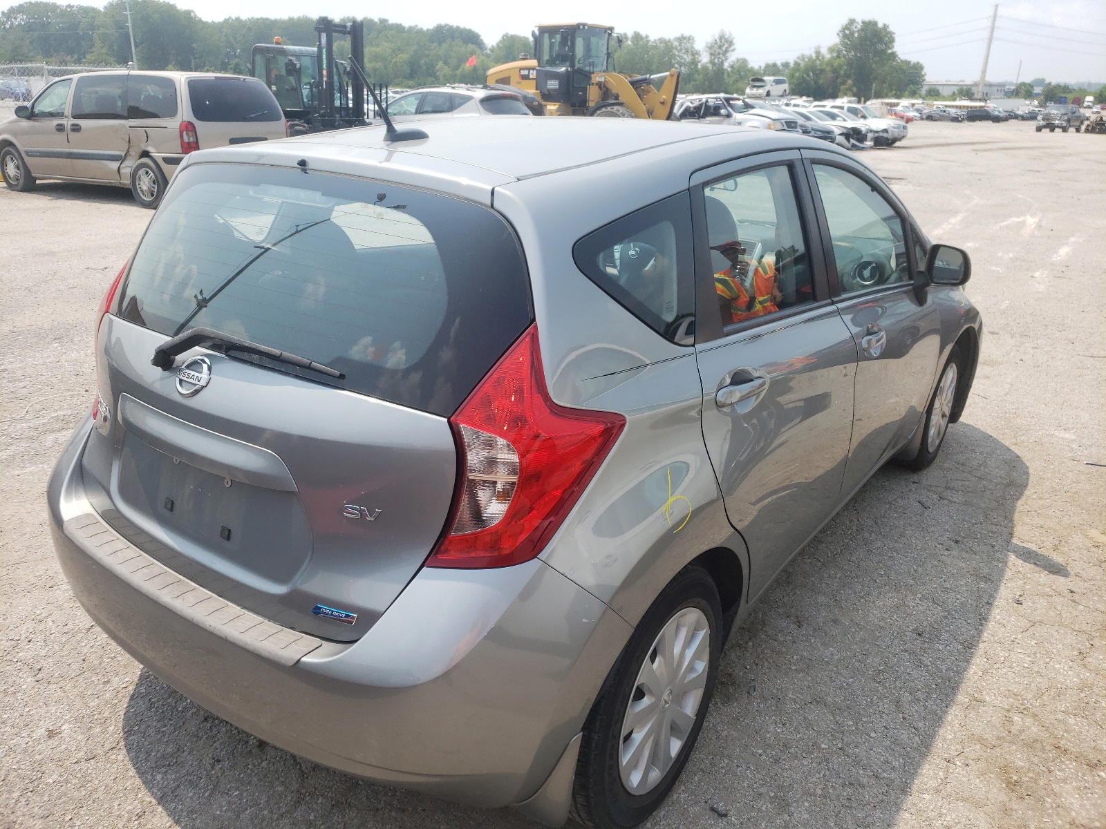Photo 4 from auction – 2014 NISSAN VERSA NOTE with VIN 3N1CE2CP8EL401182