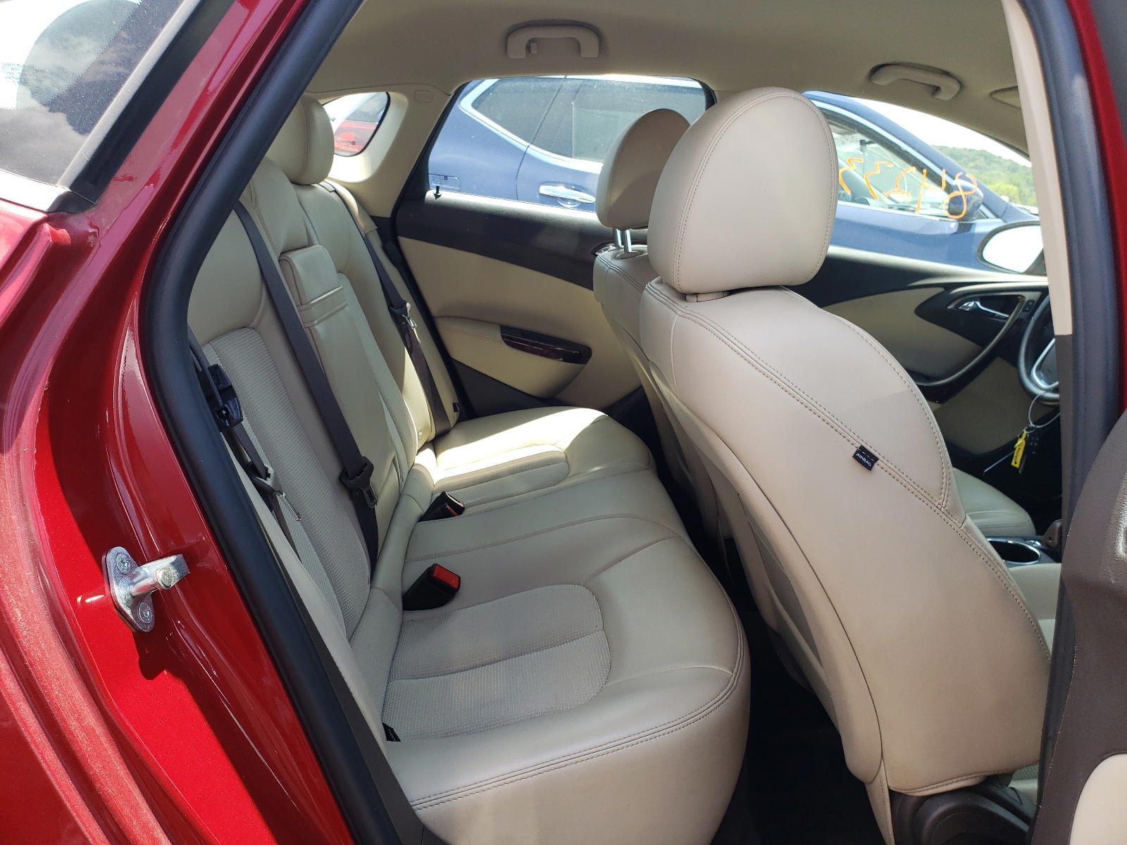 Photo 6 from auction – 2014 BUICK VERANO with VIN 1G4PP5SK5E4238055