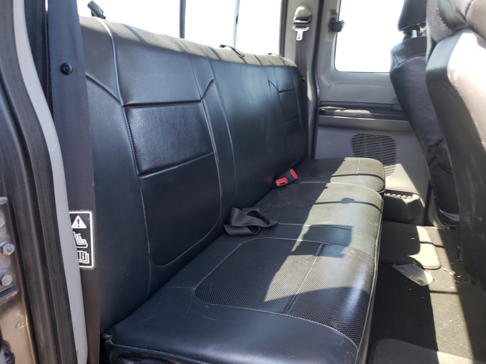 Photo 6 from auction – 2003 FORD F250 SUPER with VIN 1FTNX21L63EA58630