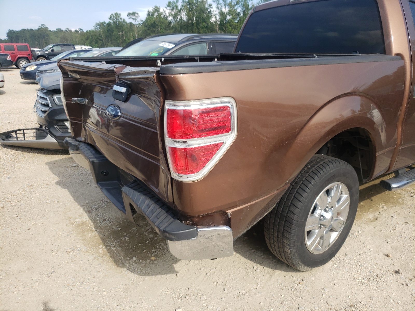Photo 9 from auction – 2012 FORD F150 SUPER with VIN 1FTFW1CT9CKD92618