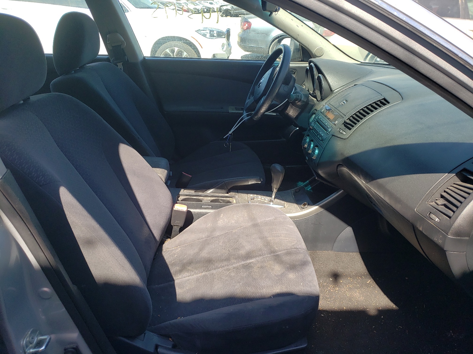 Photo 5 from auction – 2006 NISSAN ALTIMA with VIN 1N4AL11D56N360952
