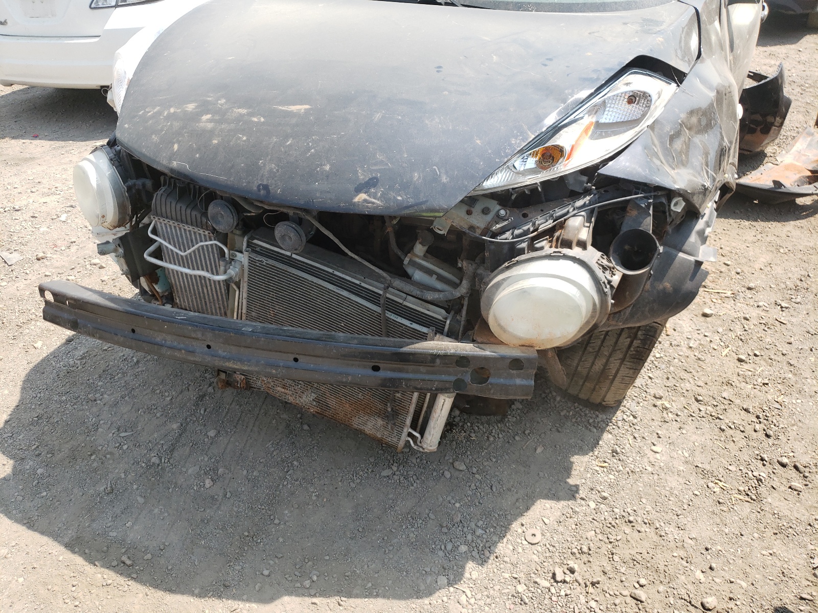 Zdjęcie 9 z aukcji – 2011 NISSAN JUKE S z VIN JN8AF5MR7BT019367