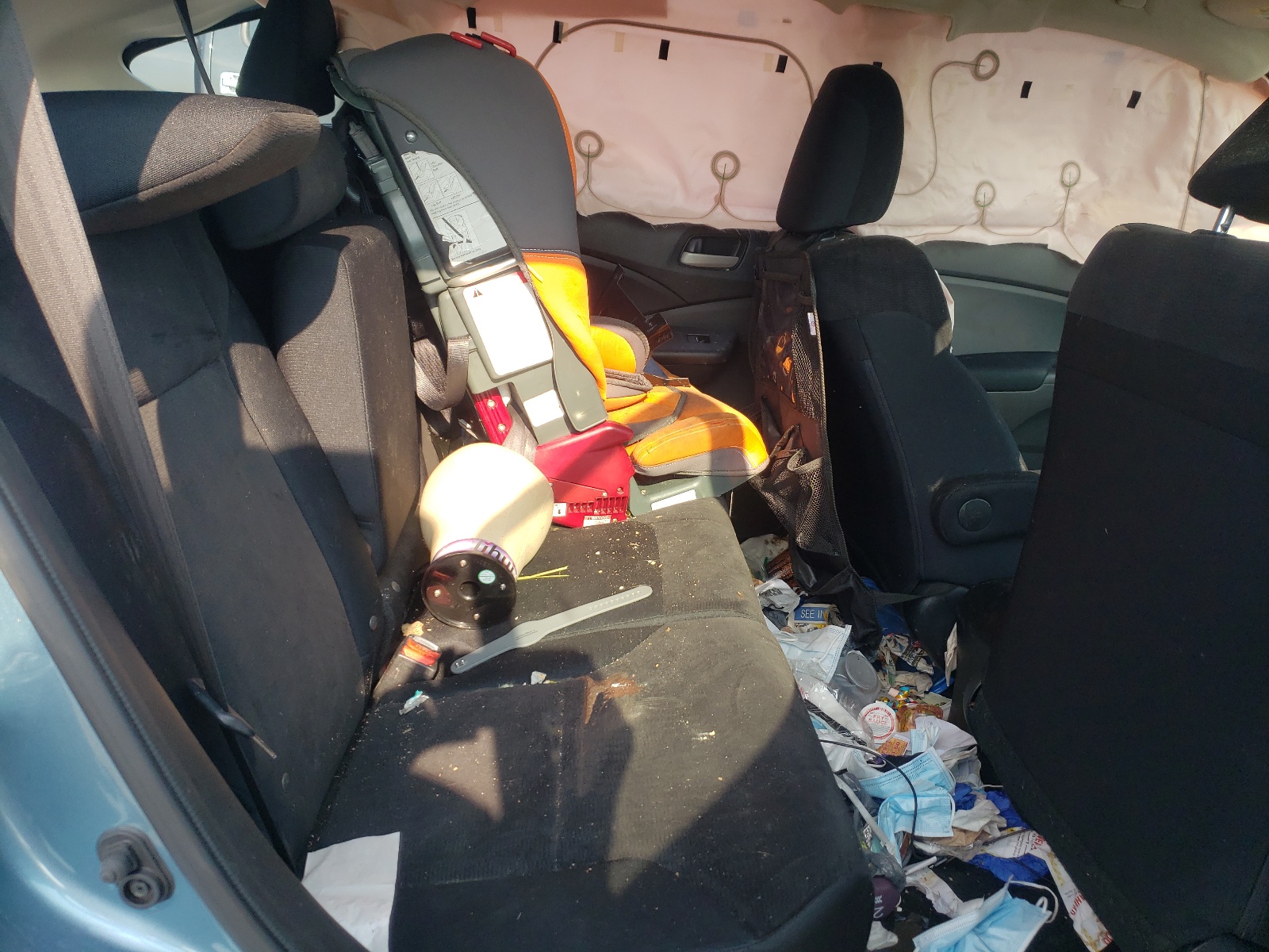 Photo 6 from auction – 2014 HONDA CR-V LX with VIN 2HKRM3H35EH560389