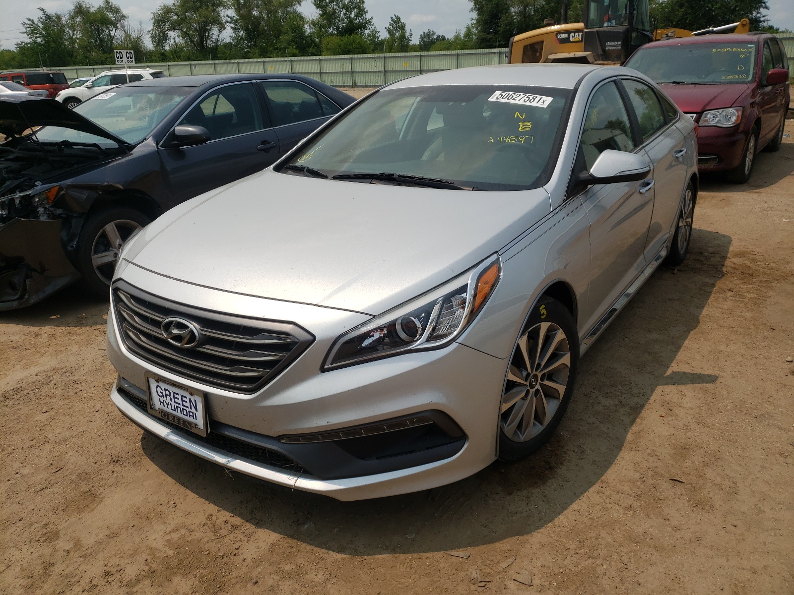 Photo 2 from auction – 2015 HYUNDAI SONATA SPO with VIN 5NPE34AF3FH244597