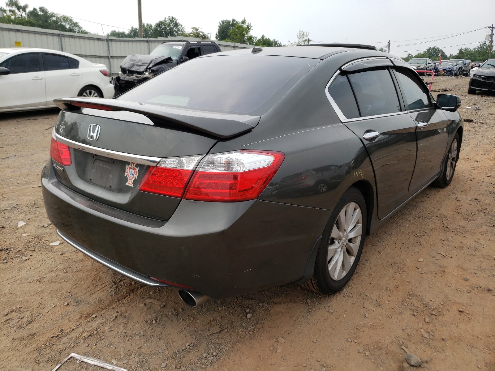 Photo 4 from auction – 2014 HONDA ACCORD EXL with VIN 1HGCR2F87EA003329