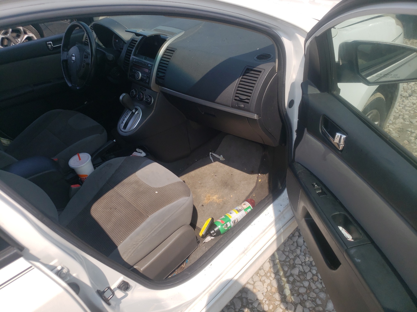 Photo 5 from auction – 2011 NISSAN SENTRA 2.0 with VIN 3N1AB6AP4BL671399