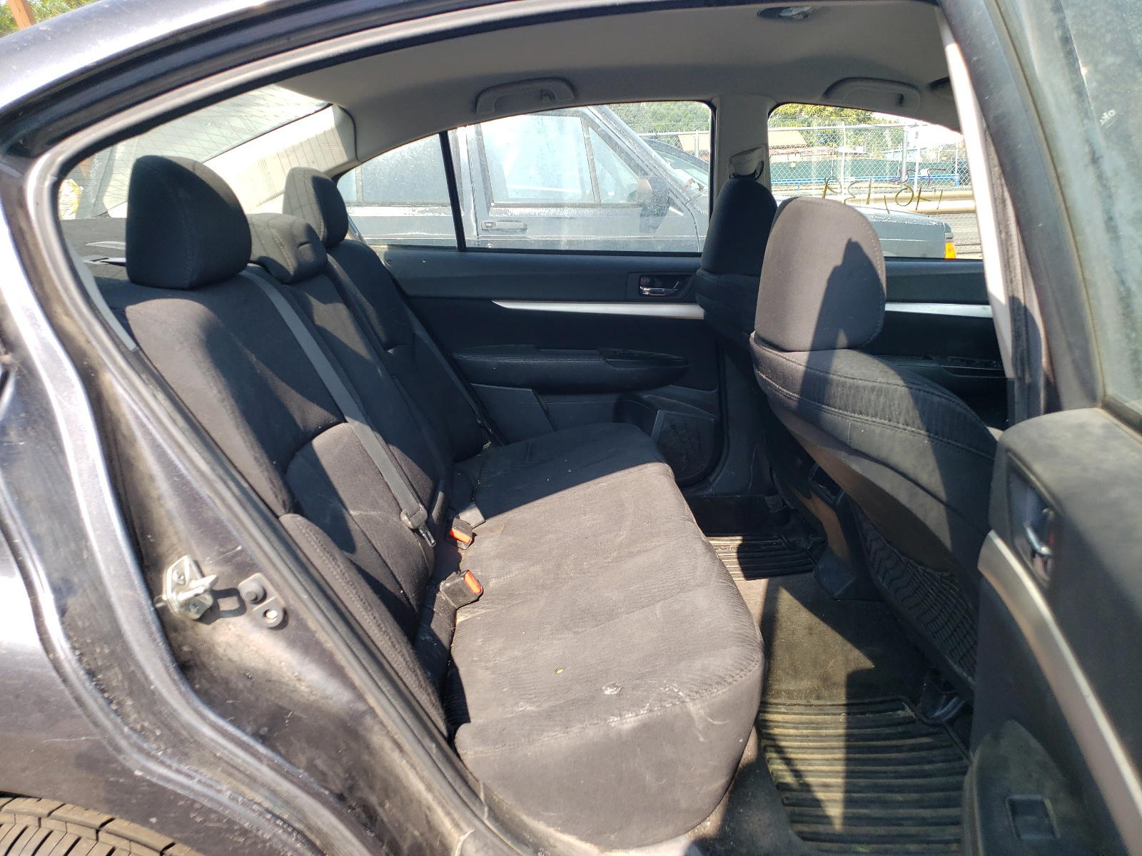 Photo 6 from auction – 2011 SUBARU LEGACY 2.5 with VIN 4S3BMBC61B3255136