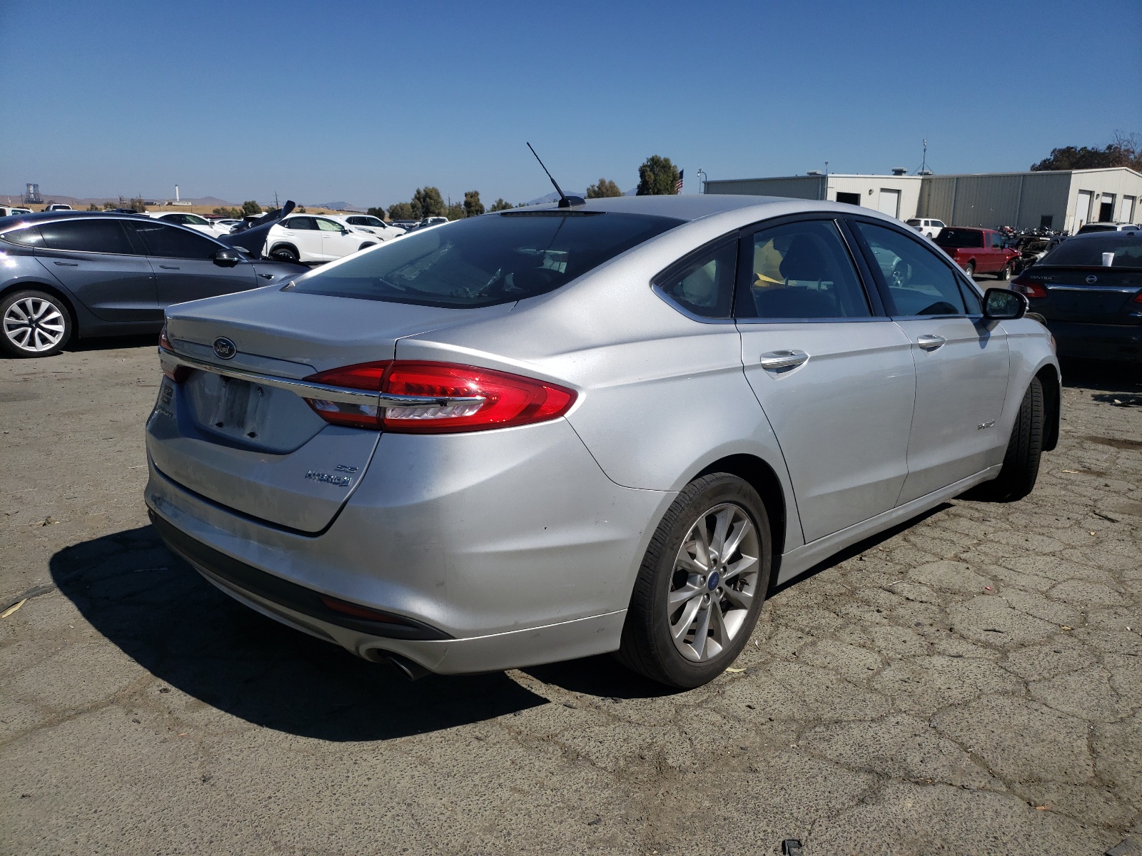 Photo 4 from auction – 2017 FORD FUSION SE with VIN 3FA6P0LU8HR314131