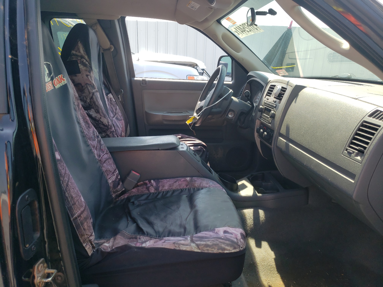 Photo 5 from auction – 2006 DODGE DAKOTA SLT with VIN 1D3HW42K86S561056