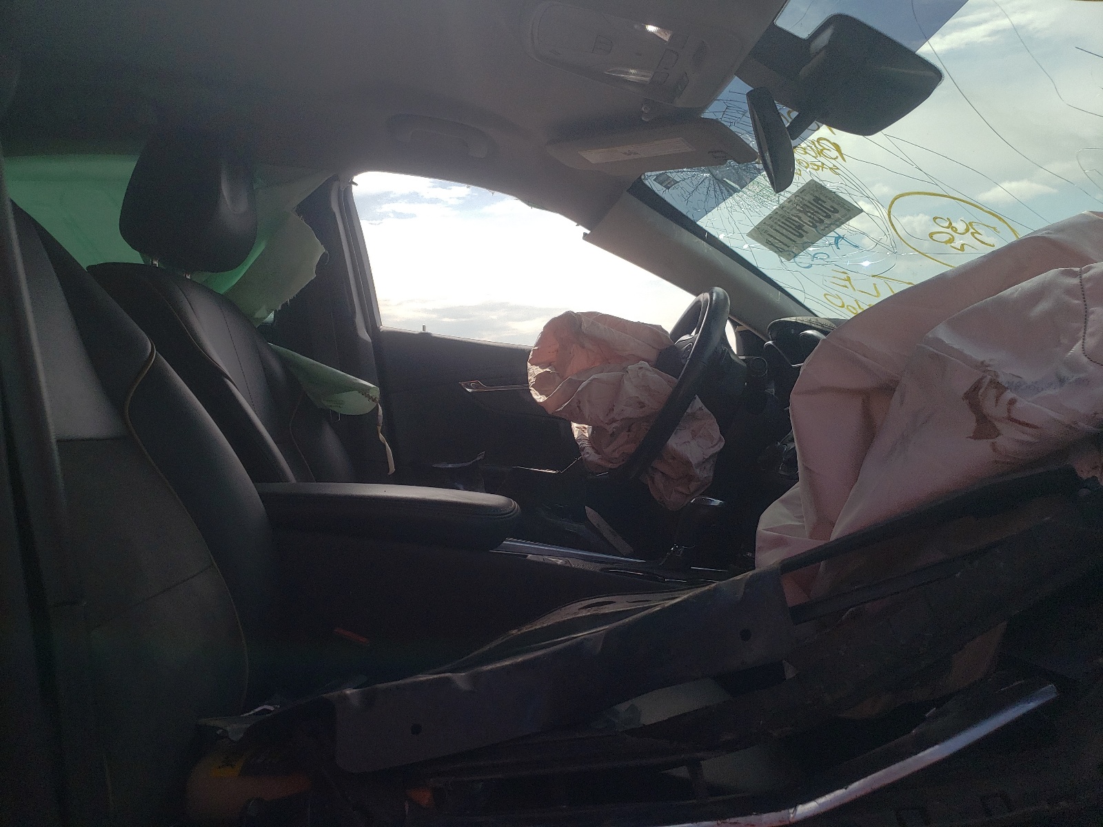 Photo 5 from auction – 2015 CHEVROLET IMPALA LT with VIN 1G1125S3XFU136763