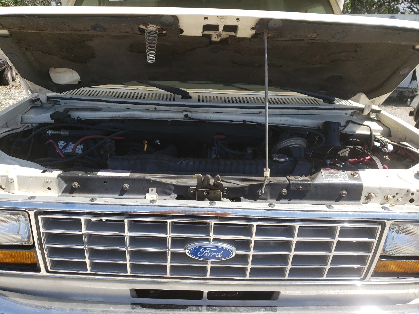 Photo 7 from auction – 1991 FORD ECONOLINE with VIN 1FDKE30M3MHA92027