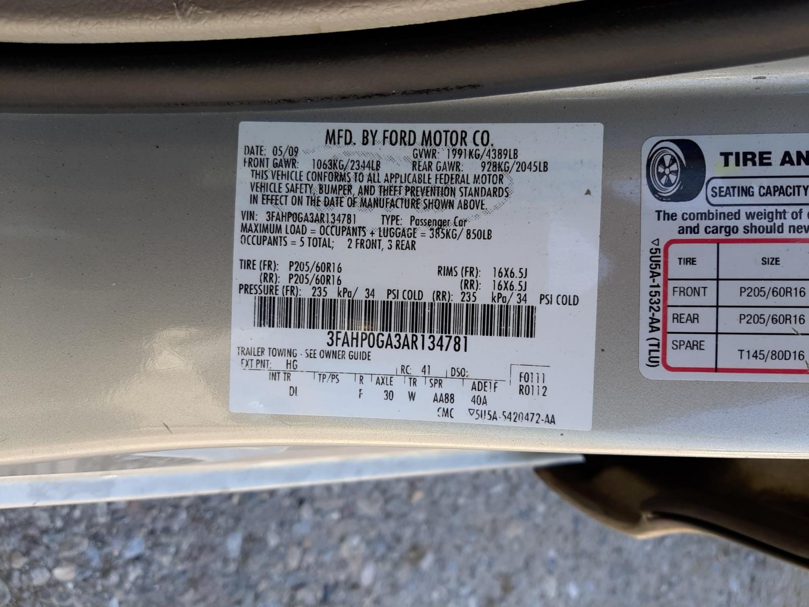 Photo 10 from auction – 2010 FORD FUSION S with VIN 3FAHP0GA3AR134781