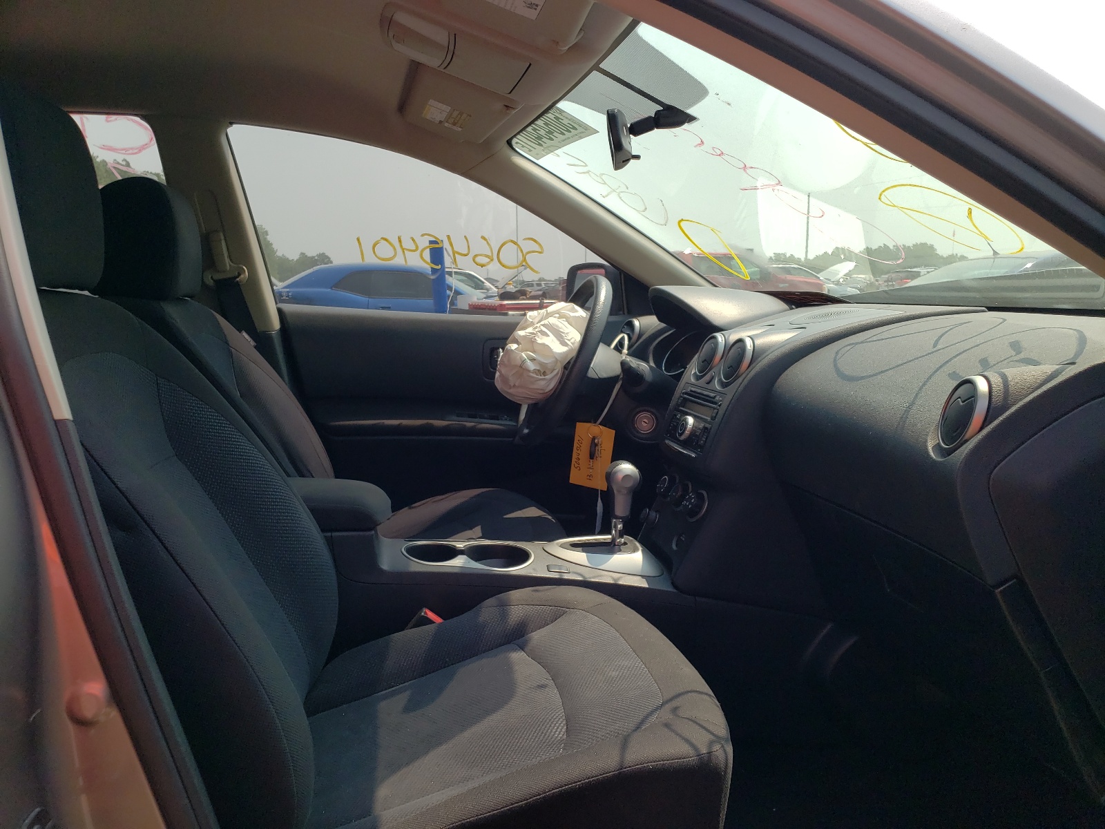 Photo 5 from auction – 2013 NISSAN ROGUE S with VIN JN8AS5MT5DW548583