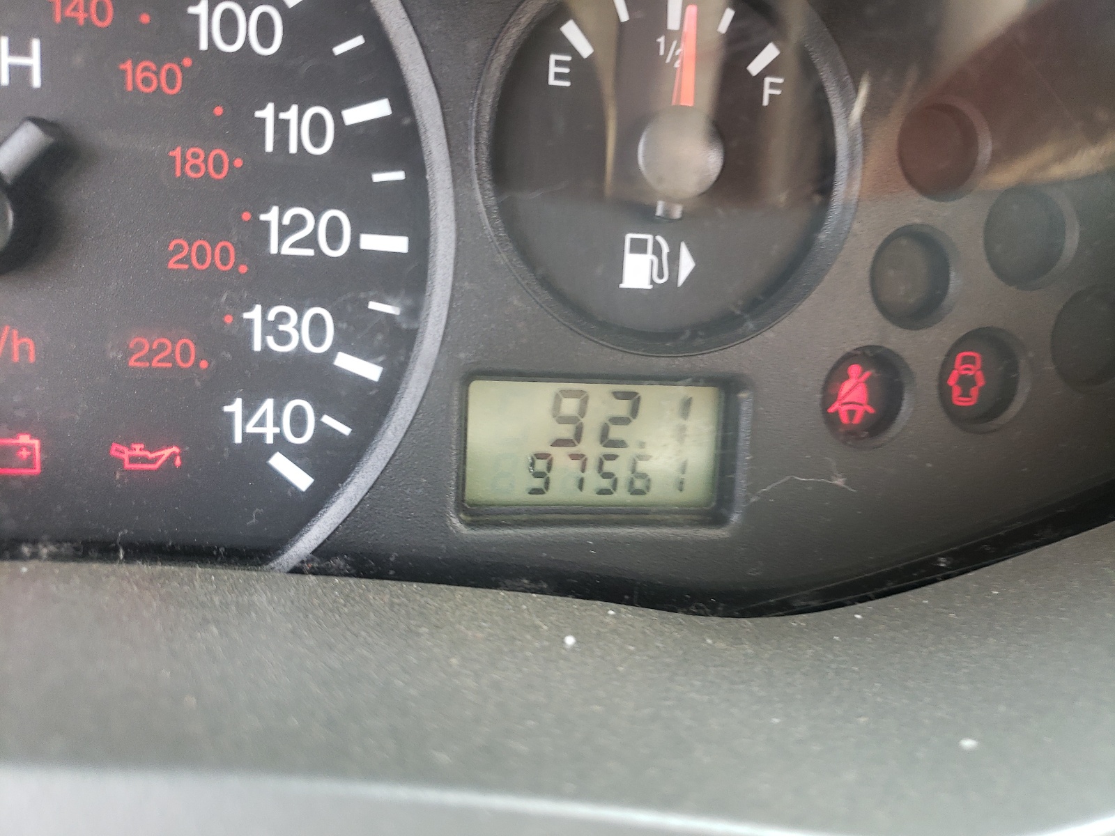 Photo 8 from auction – 2005 FORD FOCUS ZX4 with VIN 1FAFP34N85W251467