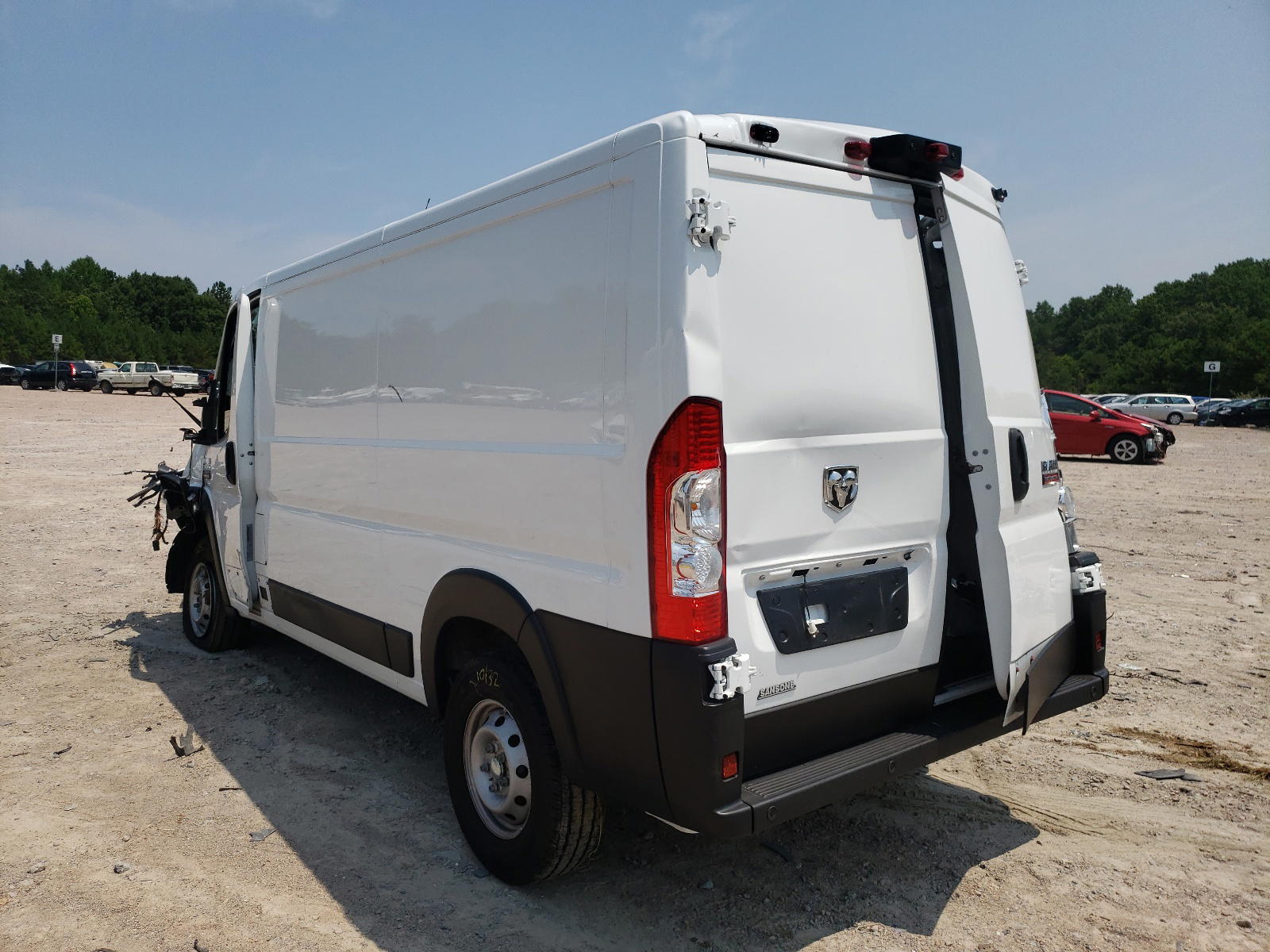 Photo 3 from auction – 2020 RAM PROMASTER with VIN 3C6TRVVG6LE110656