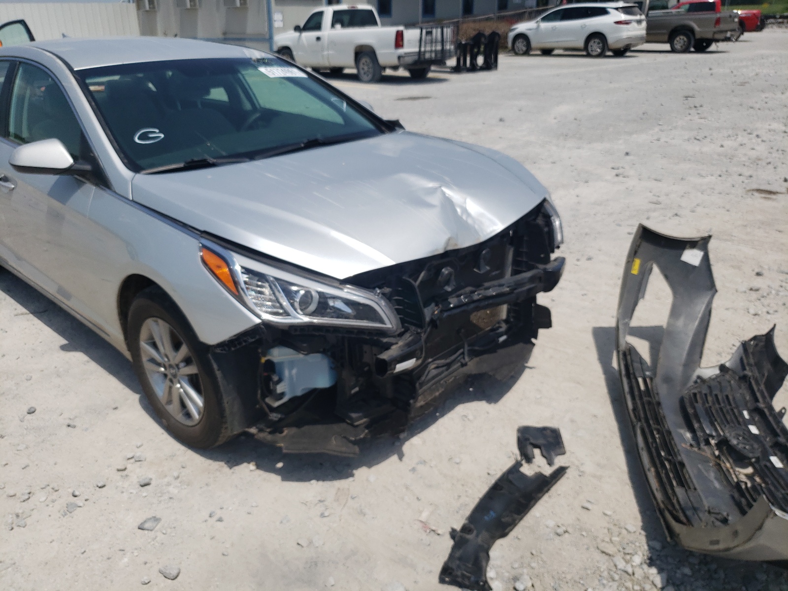 Photo 9 from auction – 2017 HYUNDAI SONATA SE with VIN 5NPE24AF9HH571740