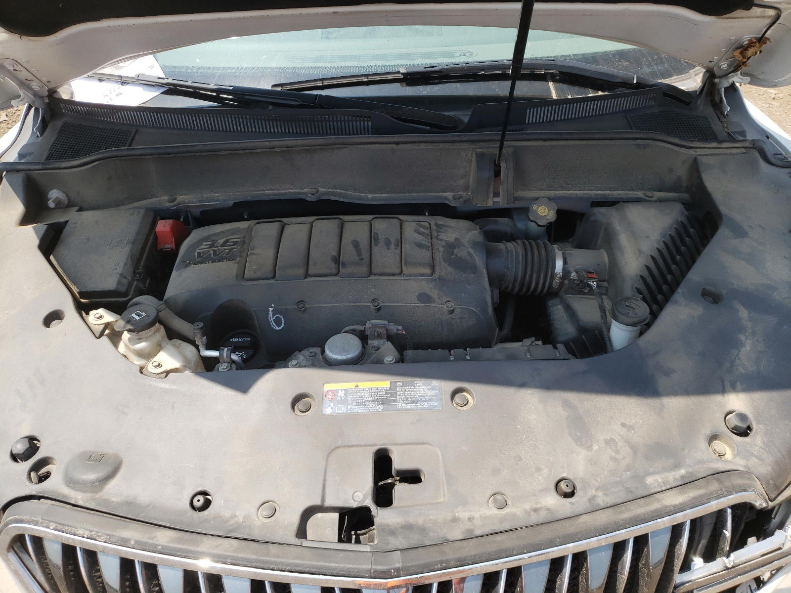 Photo 7 from auction – 2015 BUICK ENCLAVE with VIN 5GAKRBKDXFJ165455