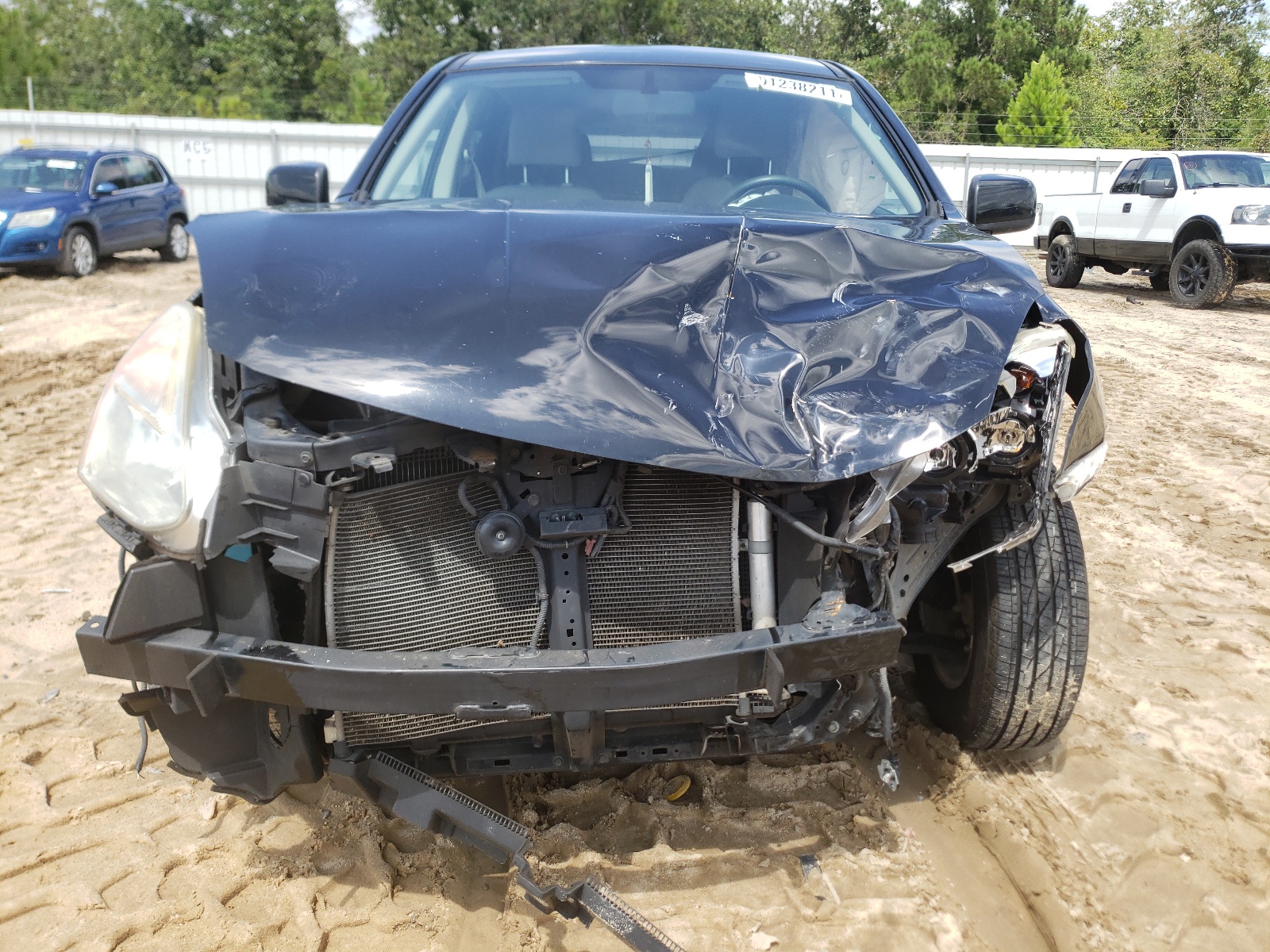 Photo 9 from auction – 2013 NISSAN ROGUE S with VIN JN8AS5MTXDW019291
