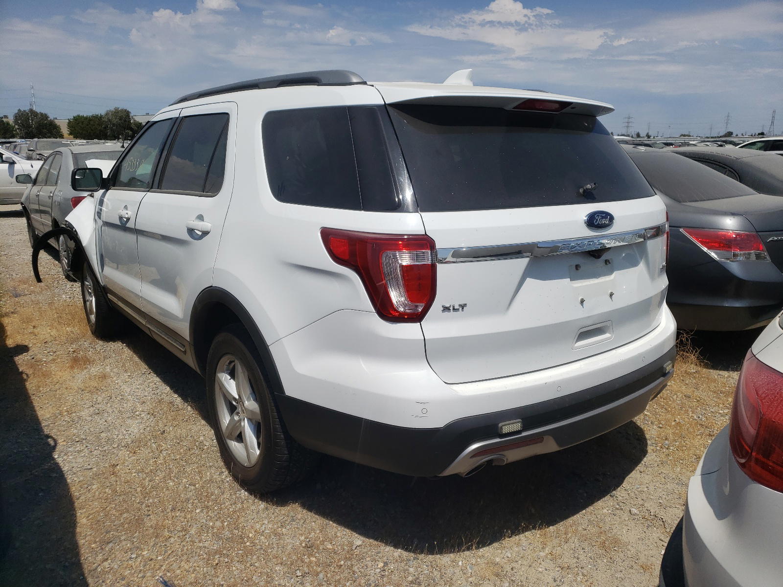 Photo 3 from auction – 2016 FORD EXPLORER X with VIN 1FM5K8D8XGGB55361