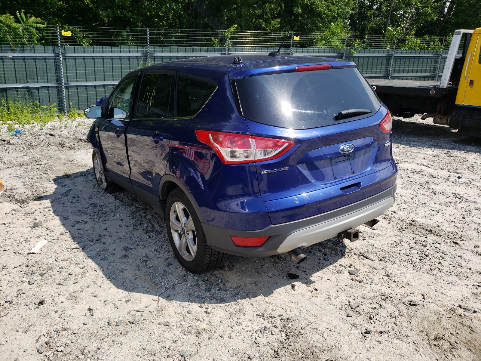 Photo 3 from auction – 2016 FORD ESCAPE SE with VIN 1FMCU9G91GUB50031