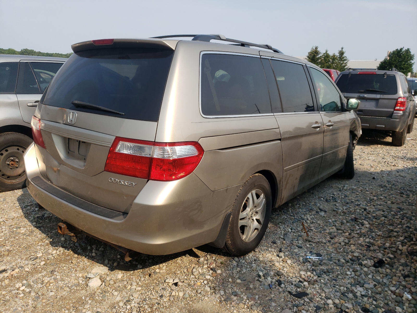 Photo 4 from auction – 2005 HONDA ODYSSEY EX with VIN 5FNRL38405B029434