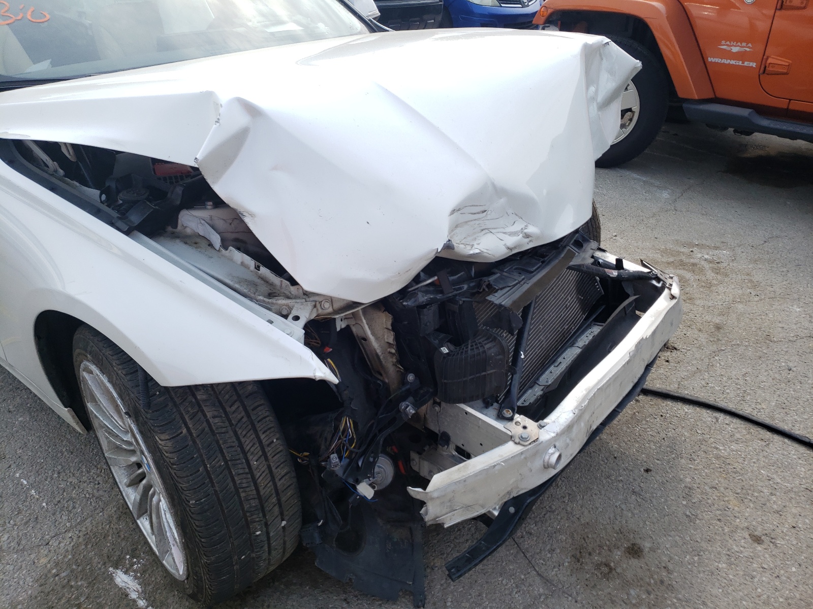 صورة رقم 9 من المزاد - 2015 BMW 328 I مع VIN WBA3A5G55FNS84145