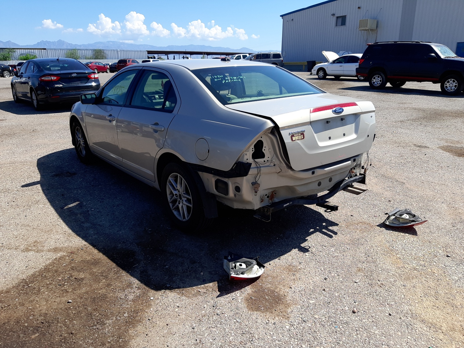 Photo 3 from auction – 2010 FORD FUSION S with VIN 3FAHP0GA3AR134781