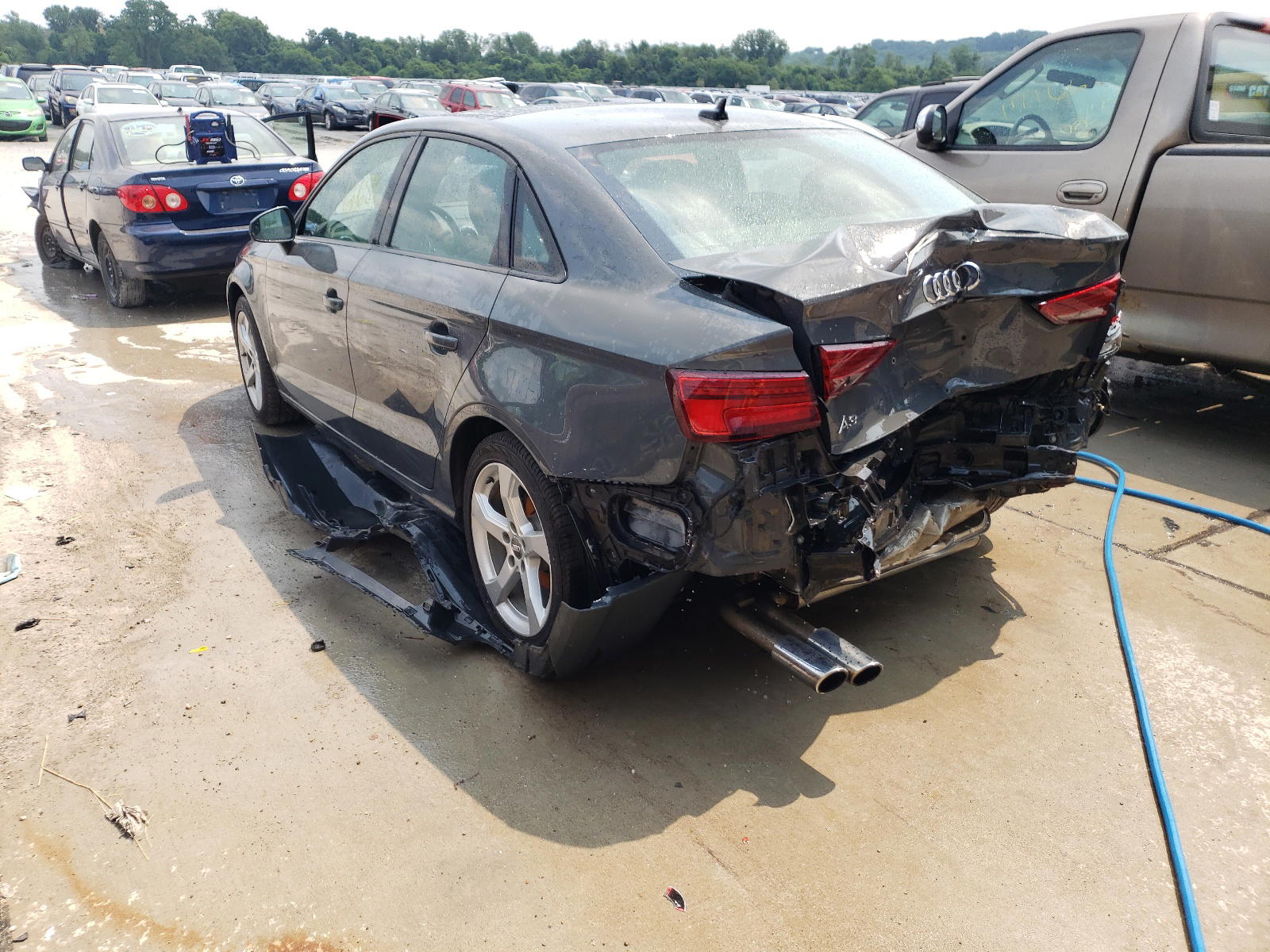 Photo 3 from auction – 2019 AUDI A3 PREMIUM with VIN WAUAUHFF7KA076764