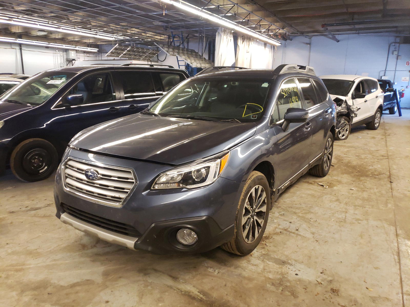 Photo 2 from auction – 2017 SUBARU OUTBACK 2. with VIN 4S4BSANC4H3305941