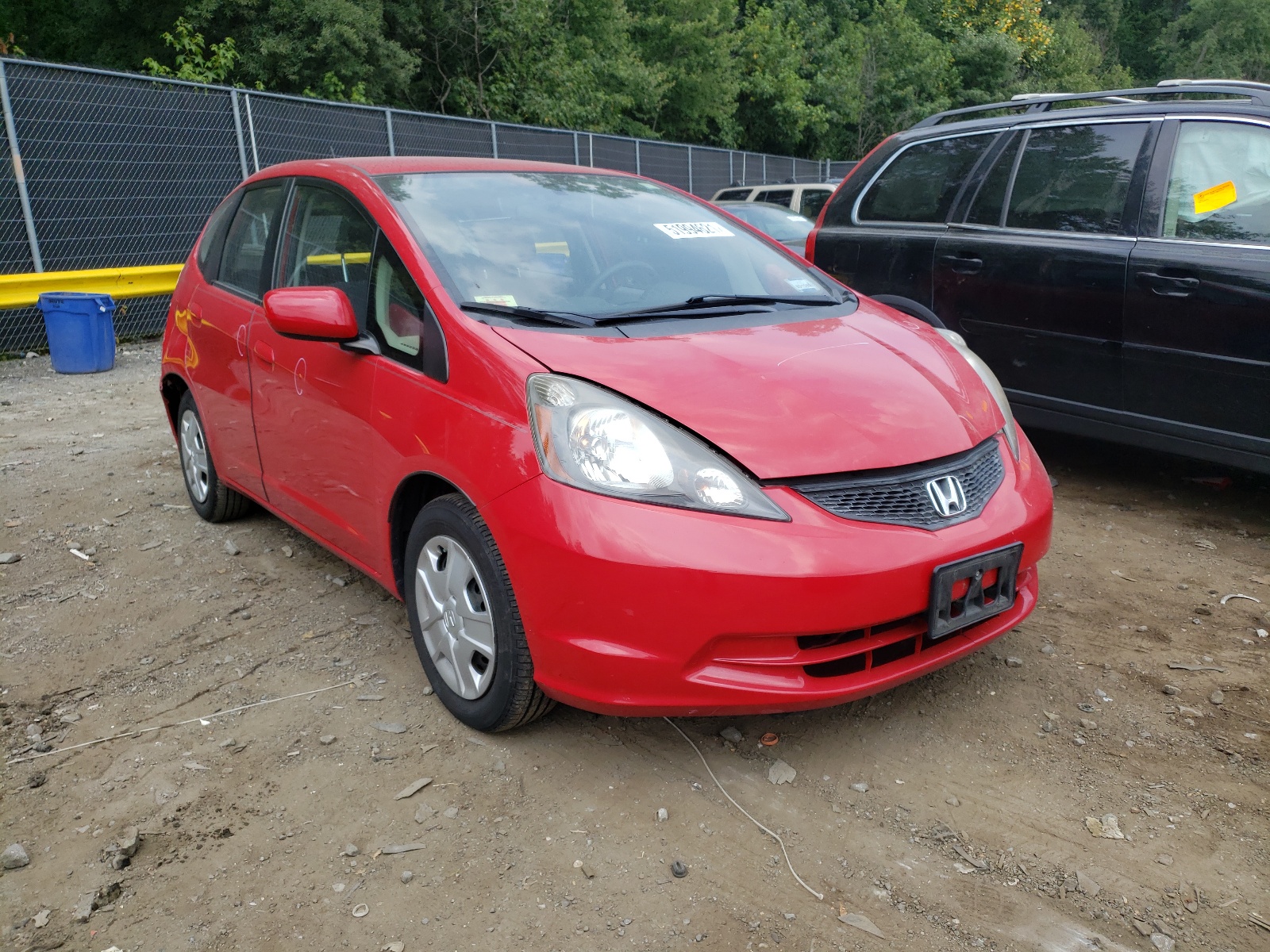 HONDA FIT 2013 z numerem VIN JHMGE8H32DC080627 - Zdjęcie z aukcji