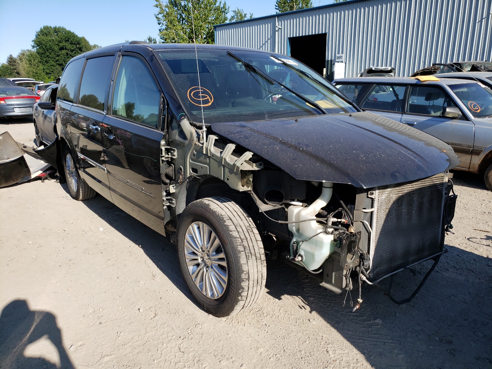 Photo 1 from auction – 2013 CHRYSLER TOWN & COU with VIN 2C4RC1GG6DR786650