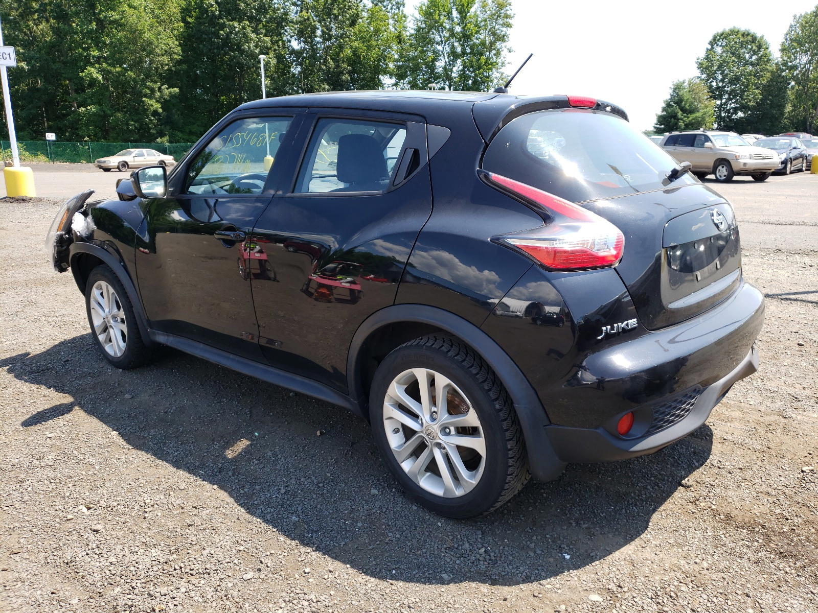 Photo 3 from auction – 2015 NISSAN JUKE S with VIN JN8AF5MV5FT557455