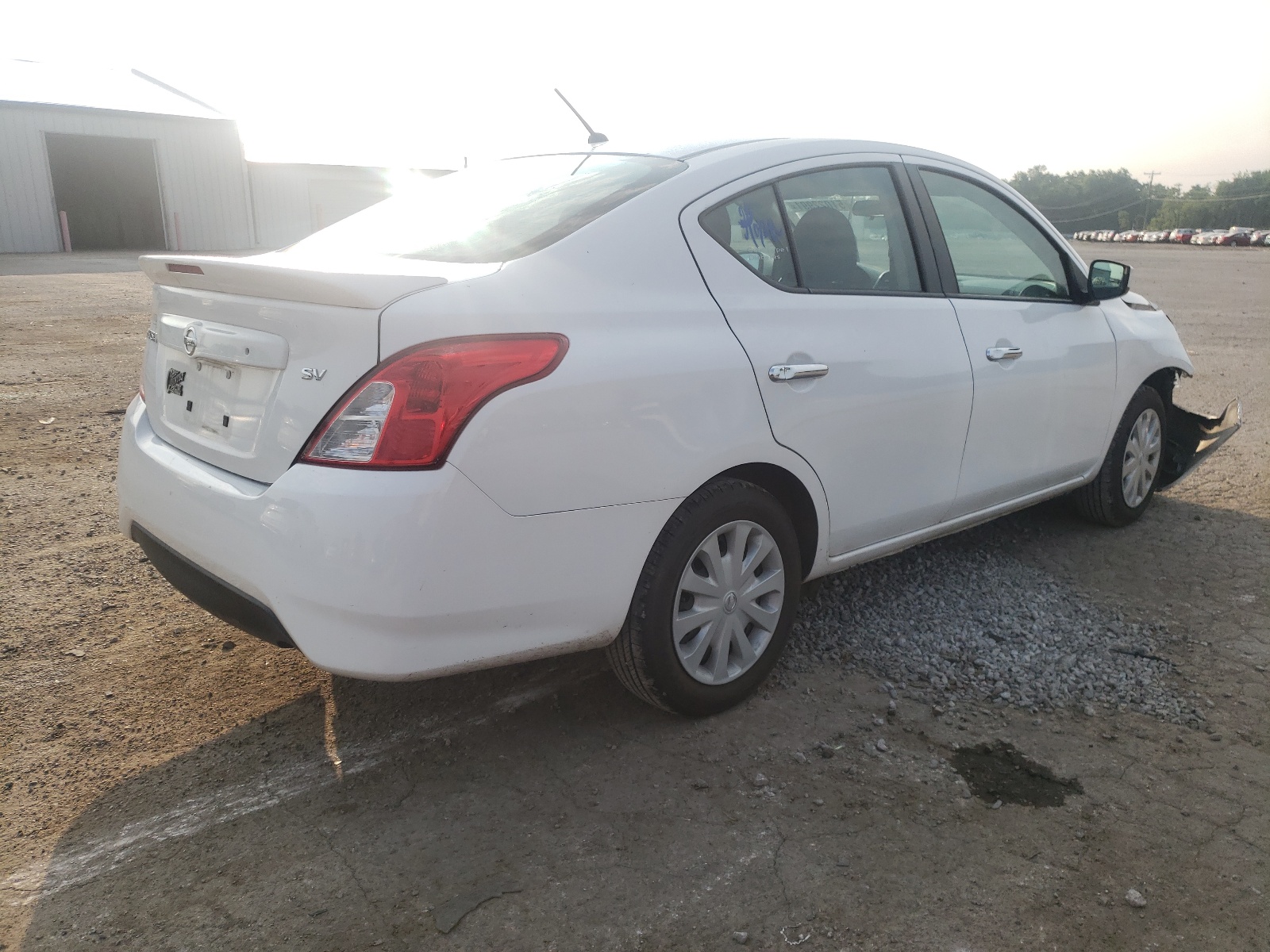 Photo 4 from auction – 2018 NISSAN VERSA S with VIN 3N1CN7AP7JL833742