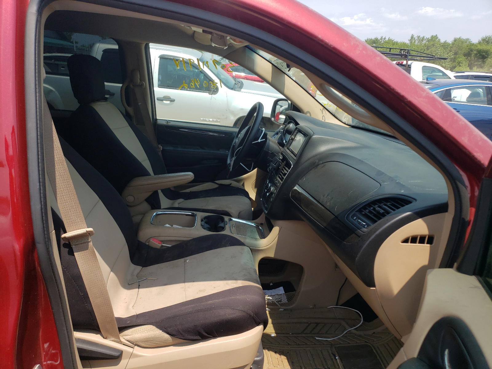 Photo 5 from auction – 2014 DODGE GRAND CARA with VIN 2C4RDGCG7ER120405