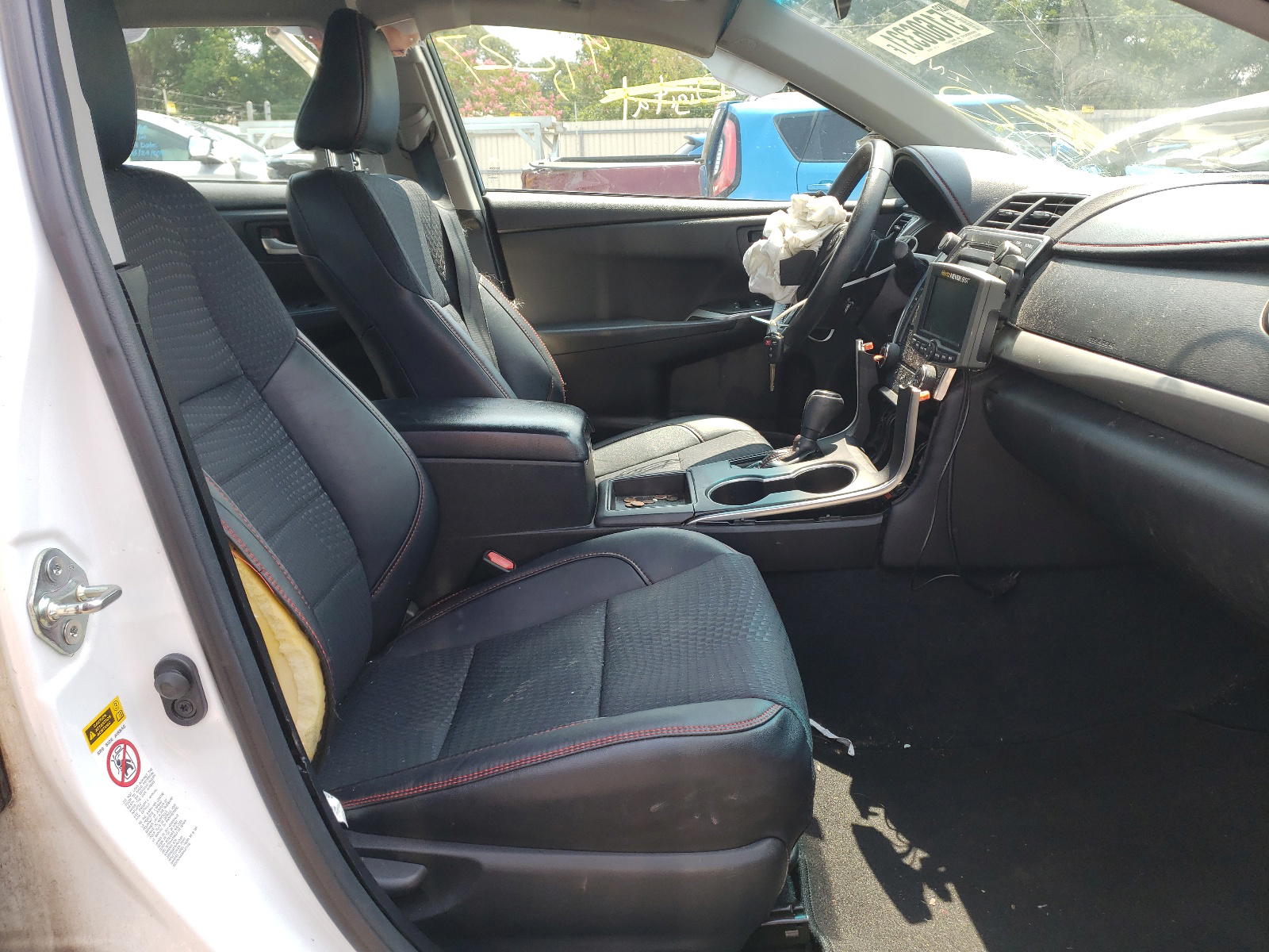 Photo 5 from auction – 2015 TOYOTA CAMRY with VIN 4T1BF1FK2FU067783