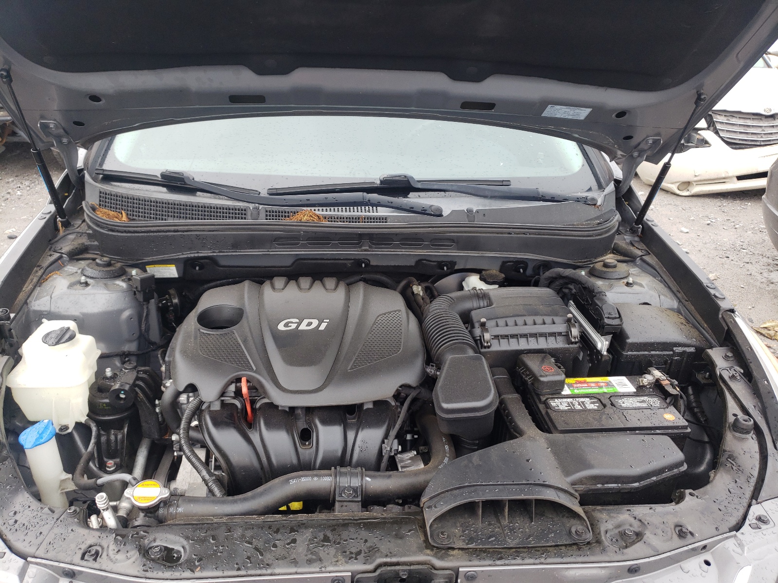 Photo 7 from auction – 2011 HYUNDAI SONATA GLS with VIN 5NPEB4AC2BH220357