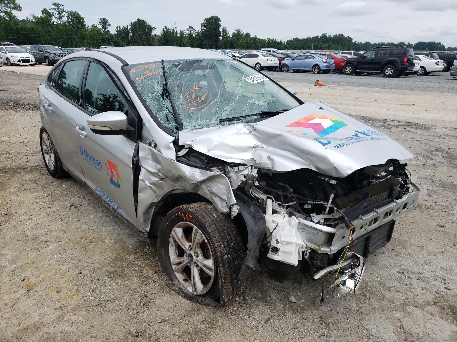 FORD FOCUS SE 2014 with VIN 1FADP3F28EL434752 - Photo from auction
