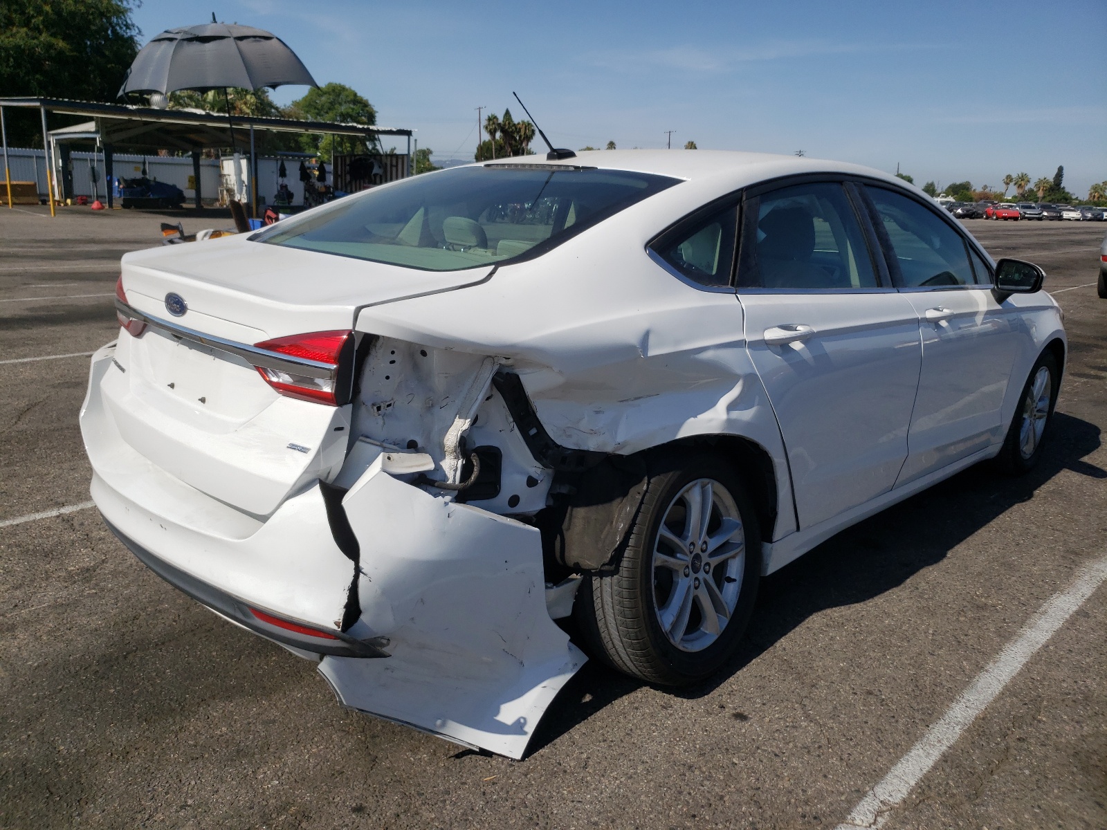Photo 4 from auction – 2018 FORD FUSION SE with VIN 3FA6P0H78JR133409