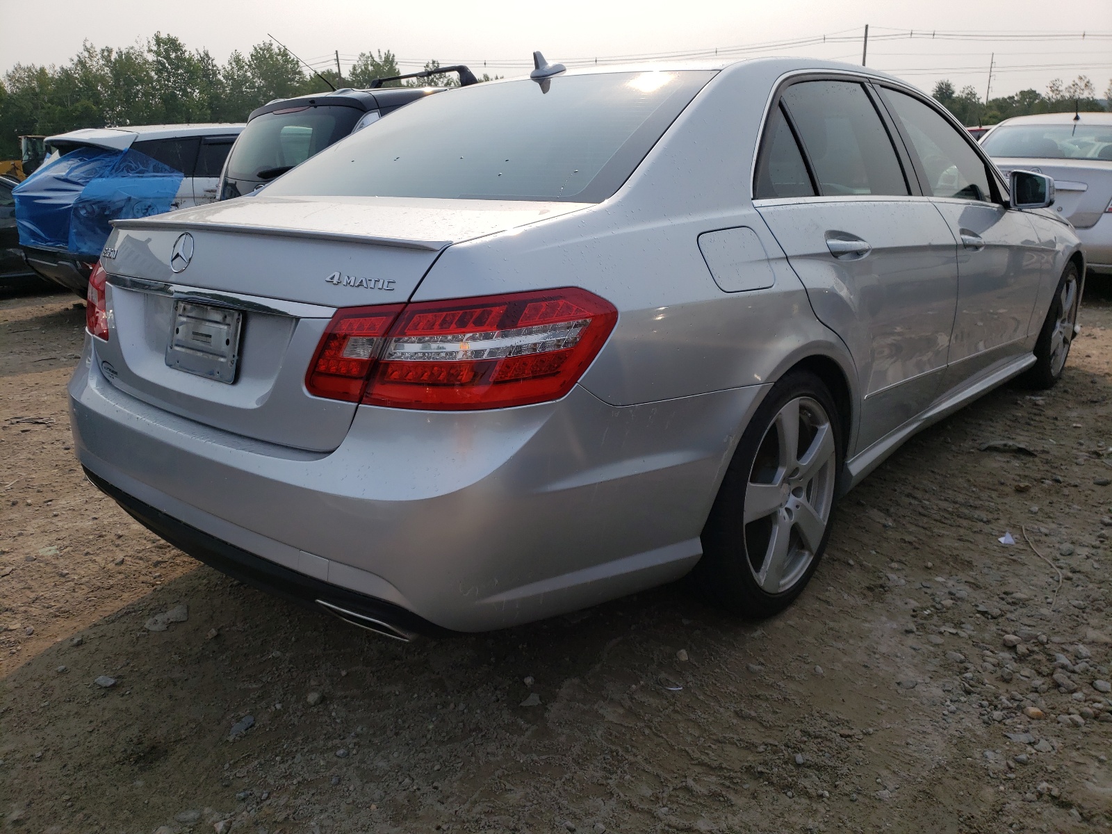 Photo 4 from auction – 2011 MERCEDES-BENZ E 350 4MAT with VIN WDDHF8HB0BA429356