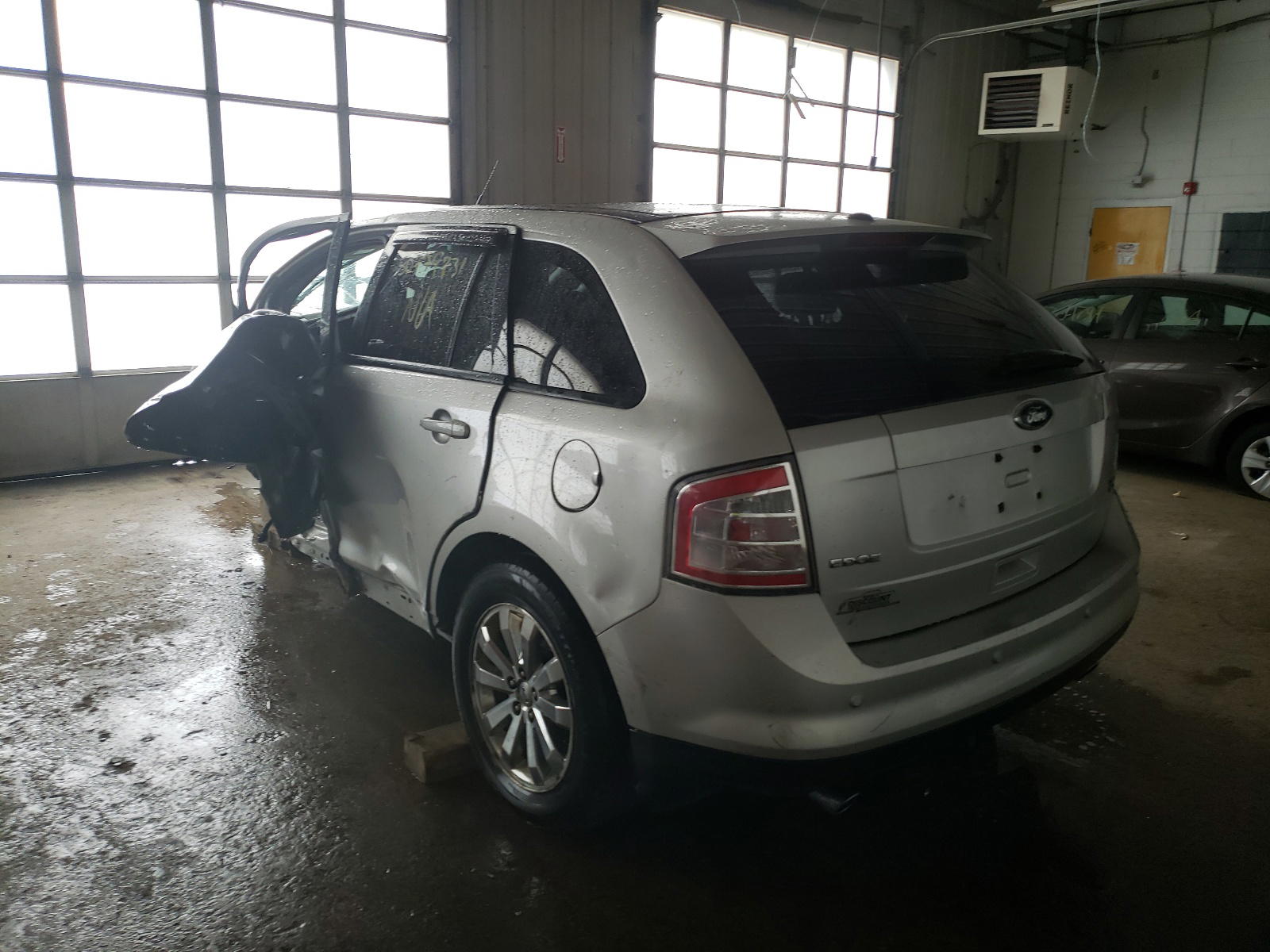 Photo 3 from auction – 2009 FORD EDGE SEL with VIN 2FMDK48C39BB04720