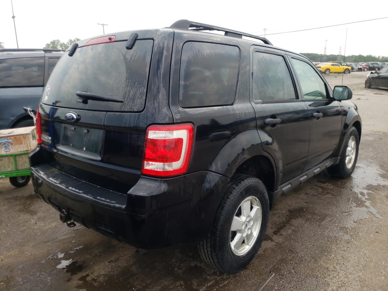 Photo 4 from auction – 2009 FORD ESCAPE with VIN 1FMCU03G89KA15336