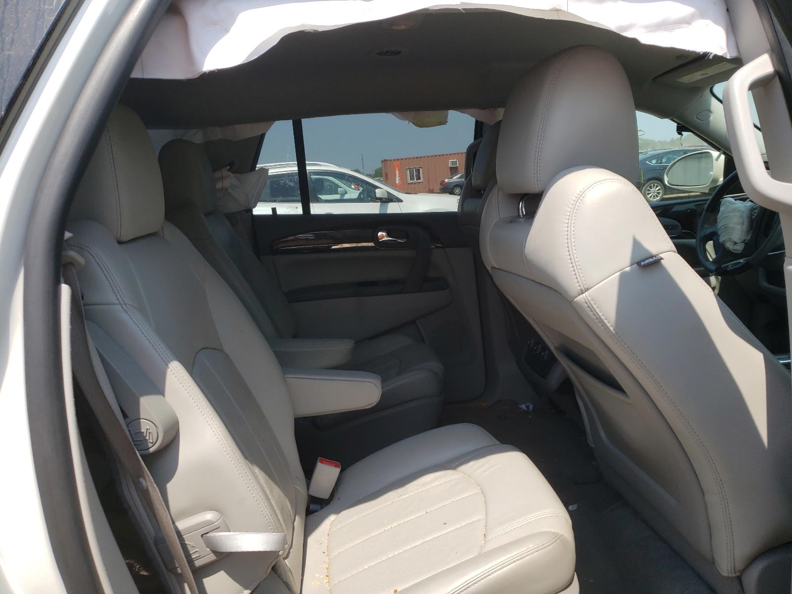 Photo 6 from auction – 2015 BUICK ENCLAVE with VIN 5GAKRBKDXFJ165455