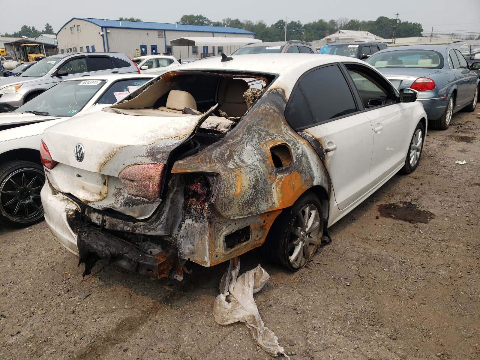 Photo 4 from auction – 2012 VOLKSWAGEN JETTA SE with VIN 3VWDP7AJ0CM404623