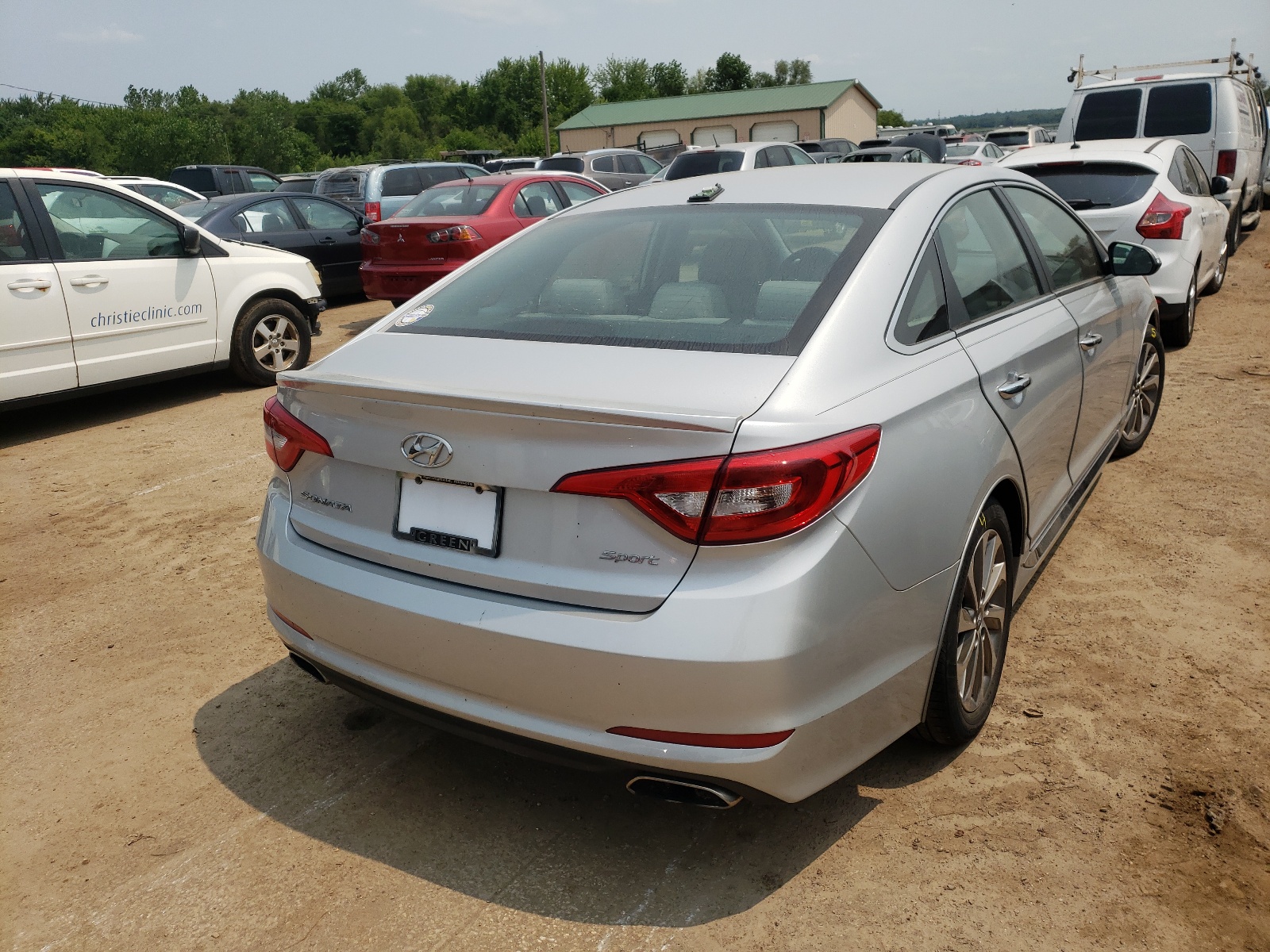 Photo 4 from auction – 2015 HYUNDAI SONATA SPO with VIN 5NPE34AF3FH244597
