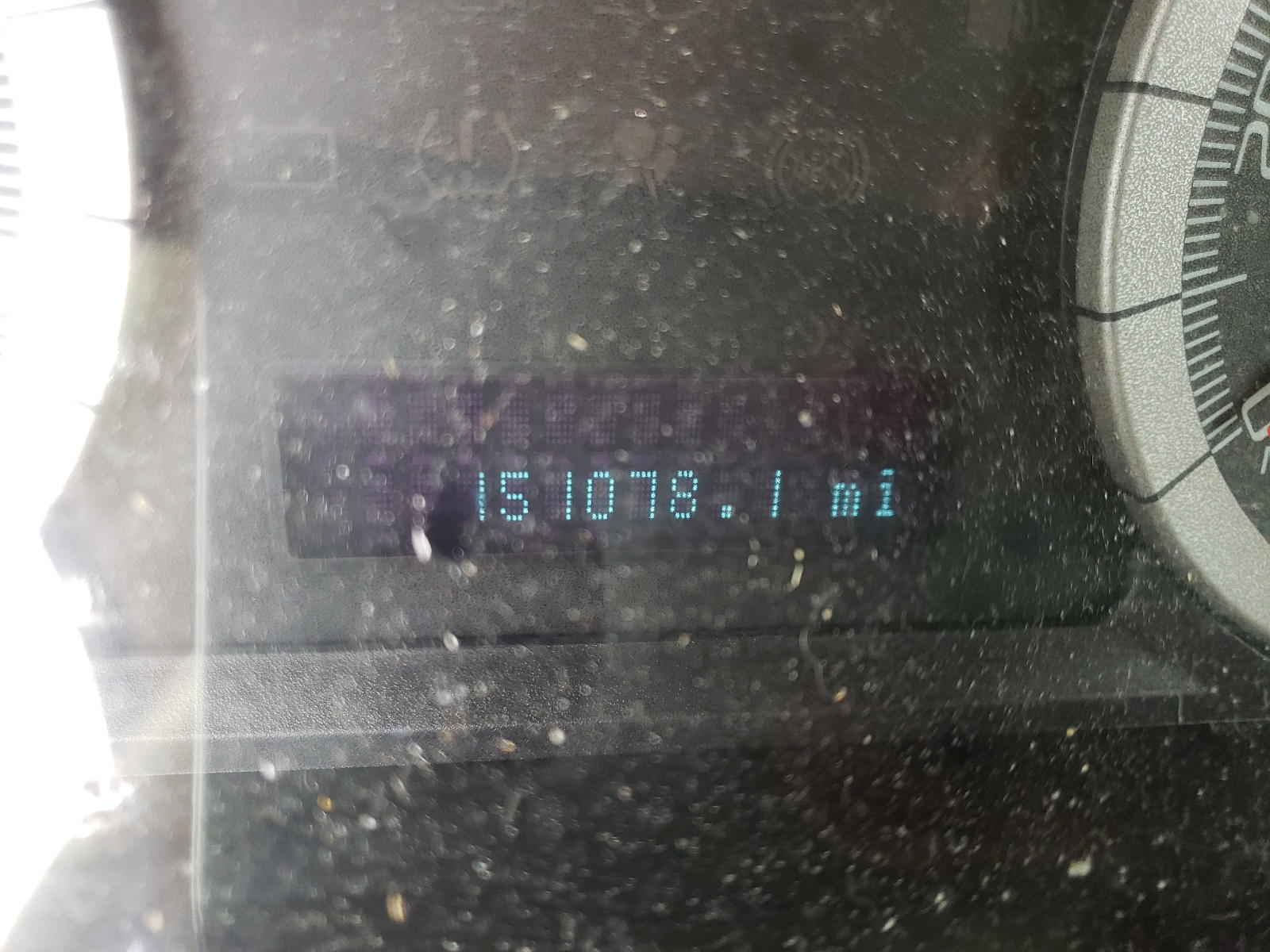 Photo 8 from auction – 2009 FORD ESCAPE with VIN 1FMCU03G89KA15336