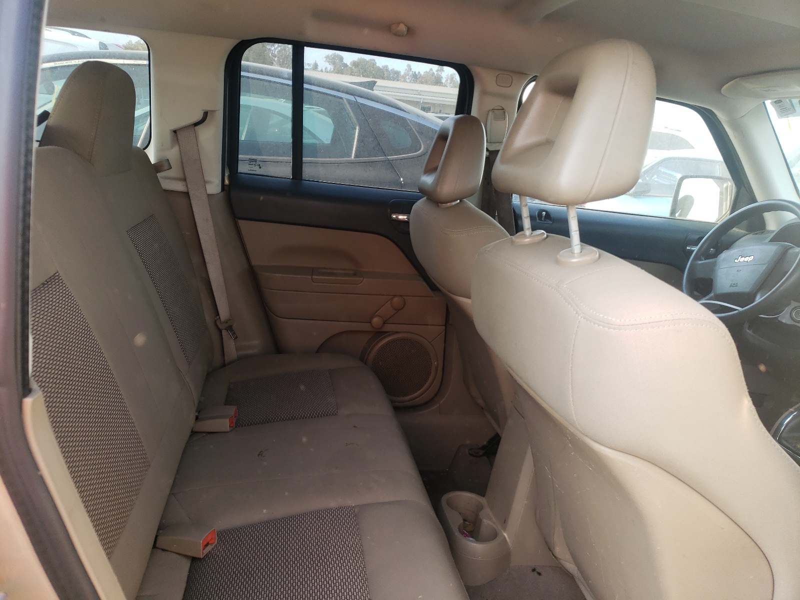 Photo 6 from auction – 2009 JEEP PATRIOT SP with VIN 1J4FT28B79D207682