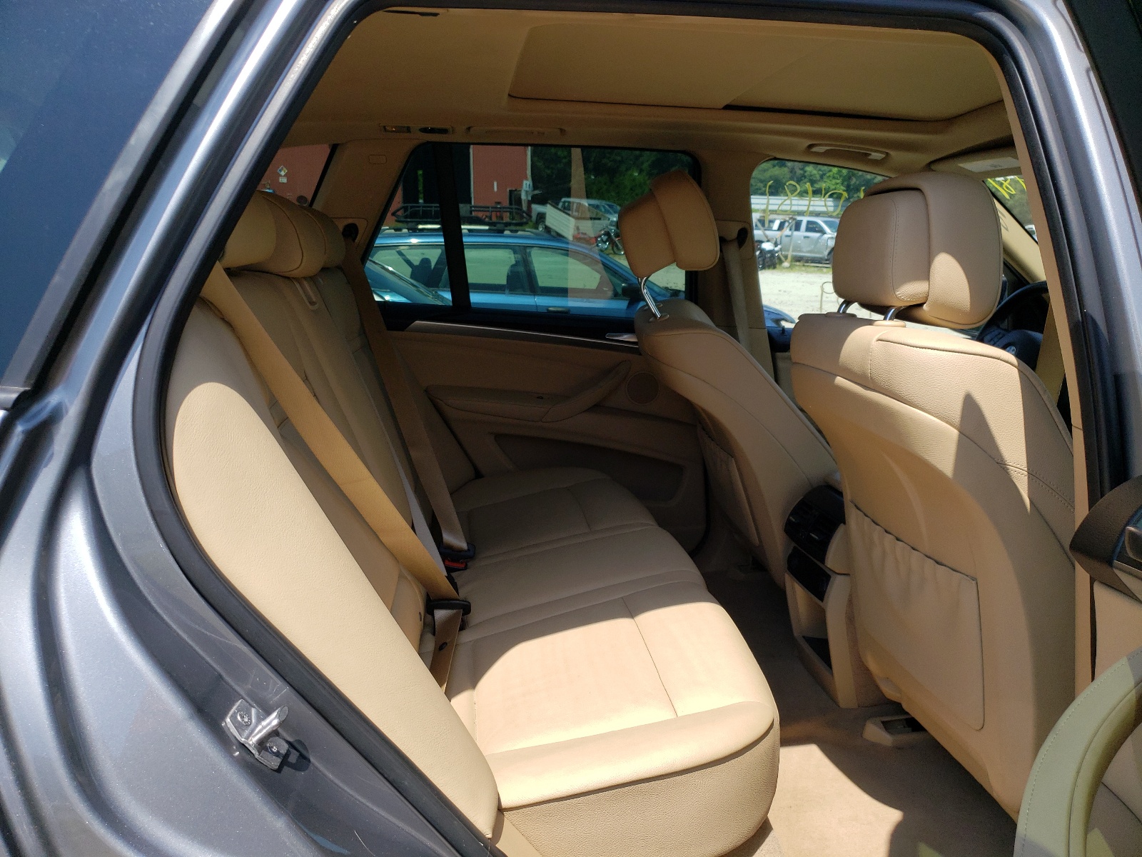 Photo 6 from auction – 2013 BMW X5 XDRIVE3 with VIN 5UXZV4C50D0E01563
