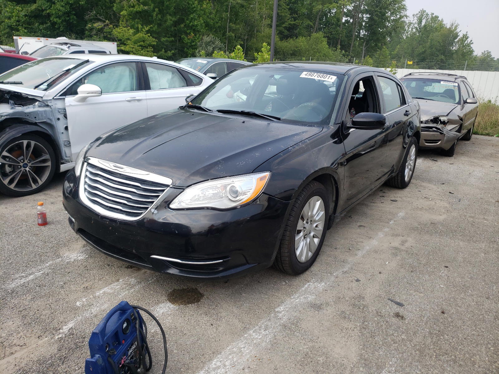 Photo 2 from auction – 2012 CHRYSLER 200 LX with VIN 1C3CCBAB1CN330225
