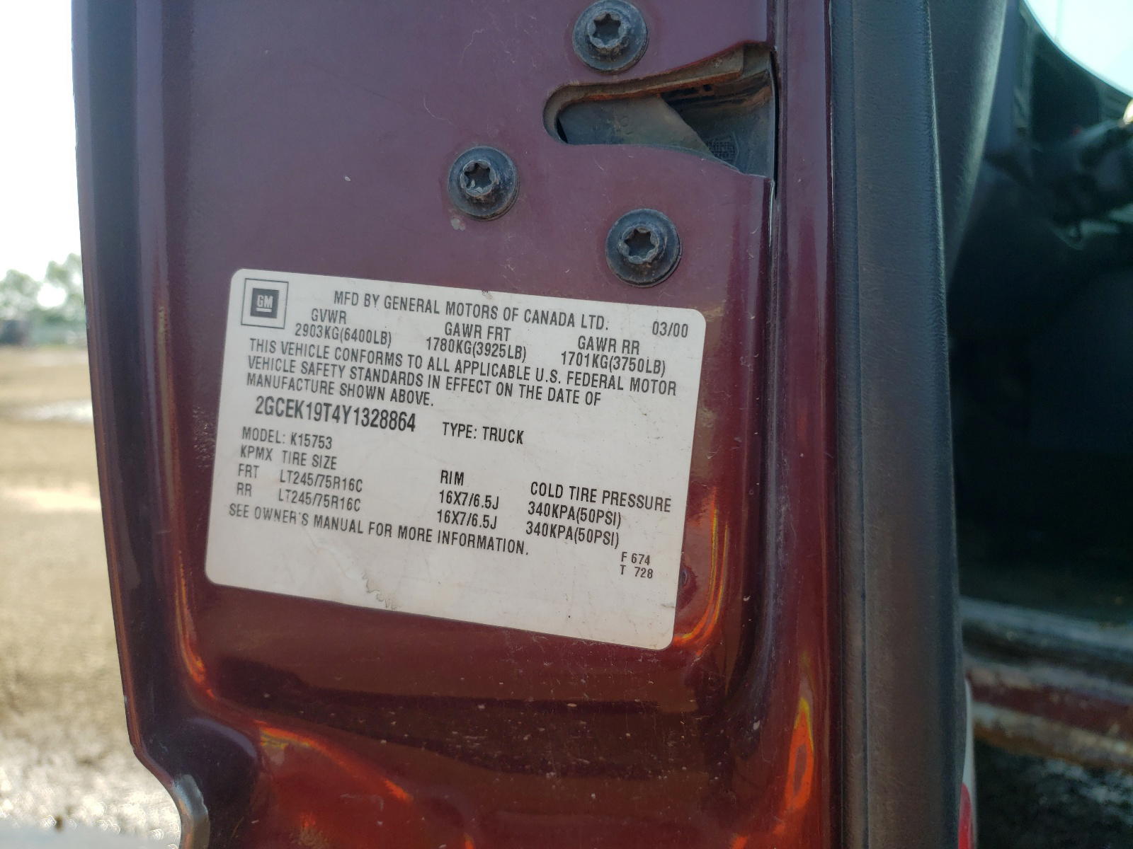 Photo 10 from auction – 2000 CHEVROLET SILVERADO with VIN 2GCEK19T4Y1328864