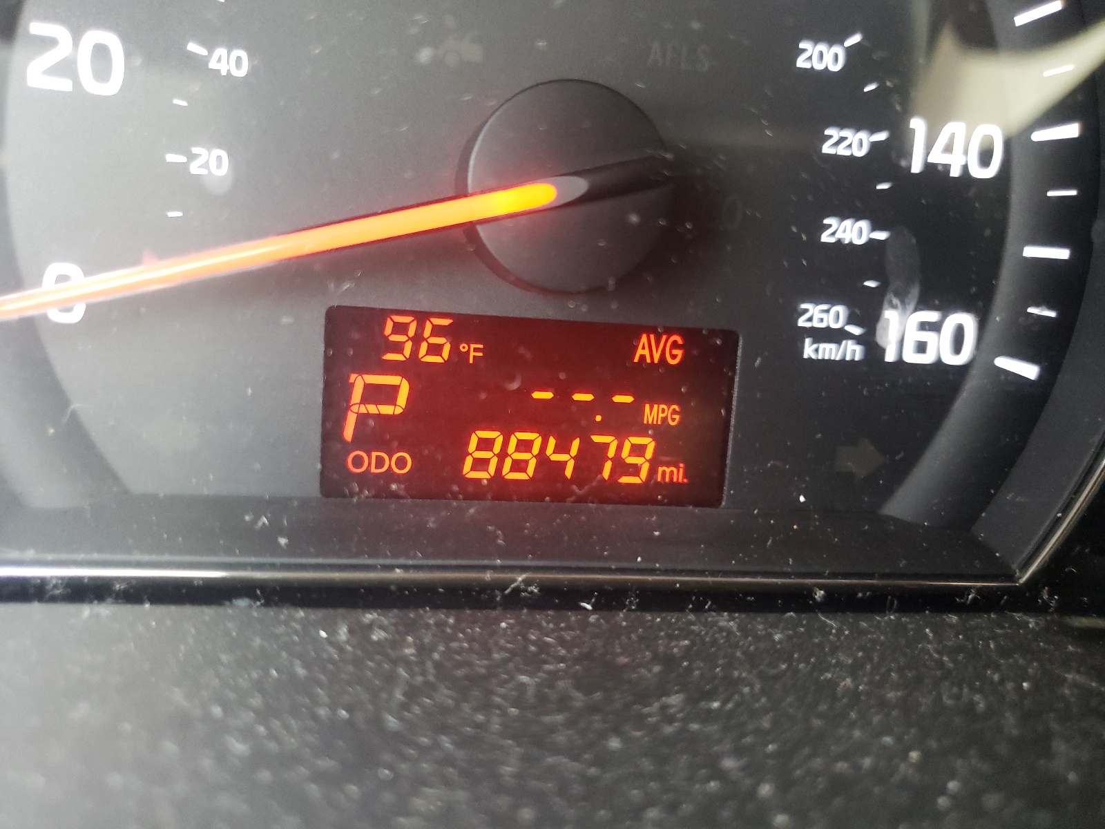 Photo 8 from auction – 2015 KIA SORENTO LX with VIN 5XYKTDA67FG656838